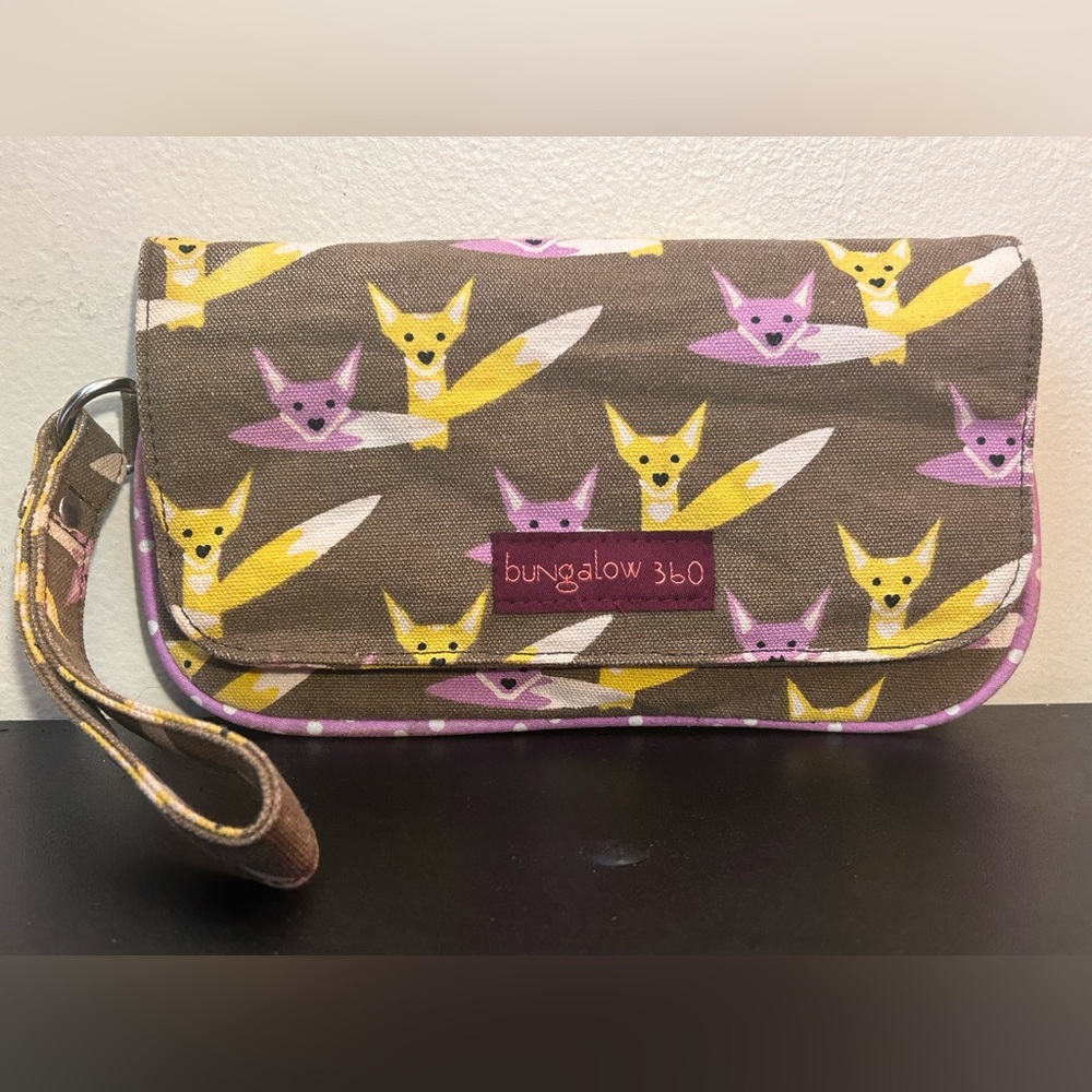 BUNGALOW 360 Wristlet Fox Design Rare! Zip Clutch Hand Strap Cotton Canvas Vegan